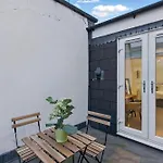 Stylish 2Br Clerkenwell Apartment Private Outdoor Space